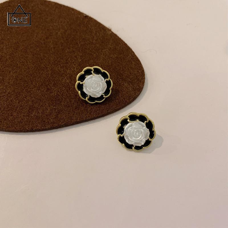 COD❤️Anting S925 Desain Perak Temperamen Serbaguna Geometris Fashion Sederhana-A.one