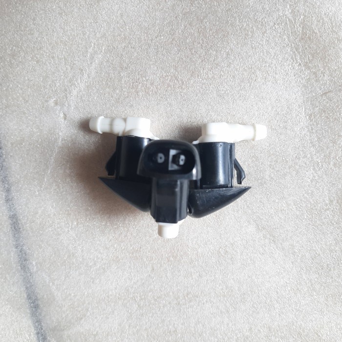 nozzle nozel air wiper depan kijang kapsul ORIGINAL