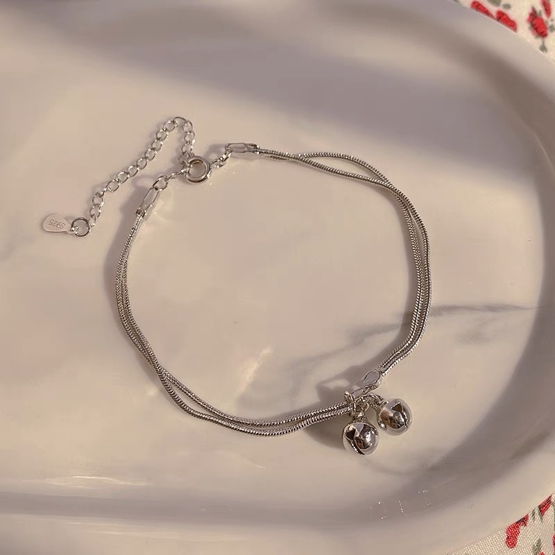 Gelang Lonceng Dua Lapis Siswa ins Perempuan Versi Korea Retro Sederhana Tidak Luntur High-End Pacar Pengaruh