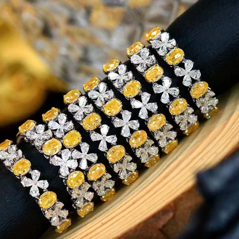 Cincin Berlian Kuning Simulasi Mewah Tembaga Zirkon Empat Daun Clover Zircon Baris Tipis Ring Tail Ring Untuk Wanita