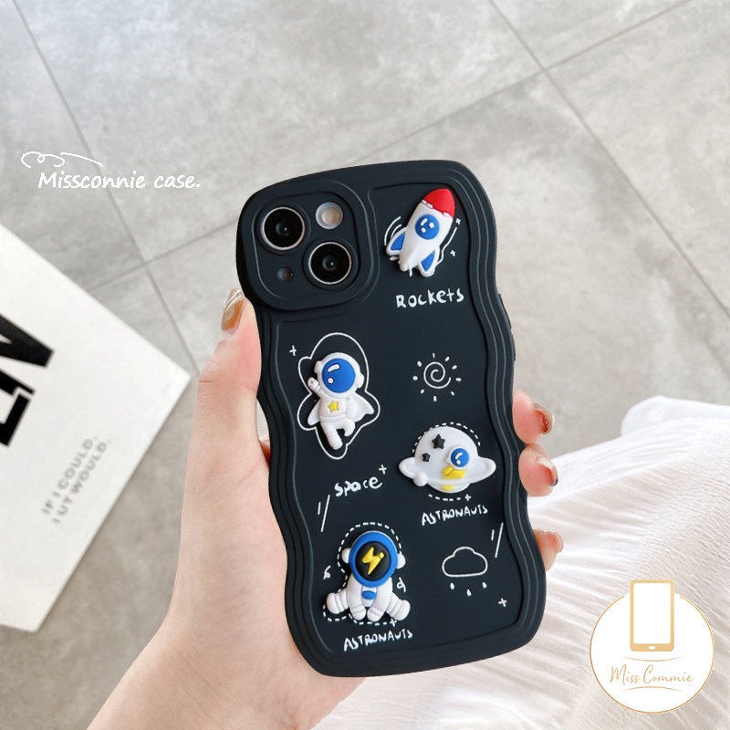 Casing Kartun Tepi Bergelombang Kompatibel Untuk iPhone 11 Pro Max7 6s 8 6 14 Plus XR X XS Max 11 13 12 14 Pro Max SE 2020 Lembut Tpu Lucu Boneka 3D Astronot Space Phone Cover