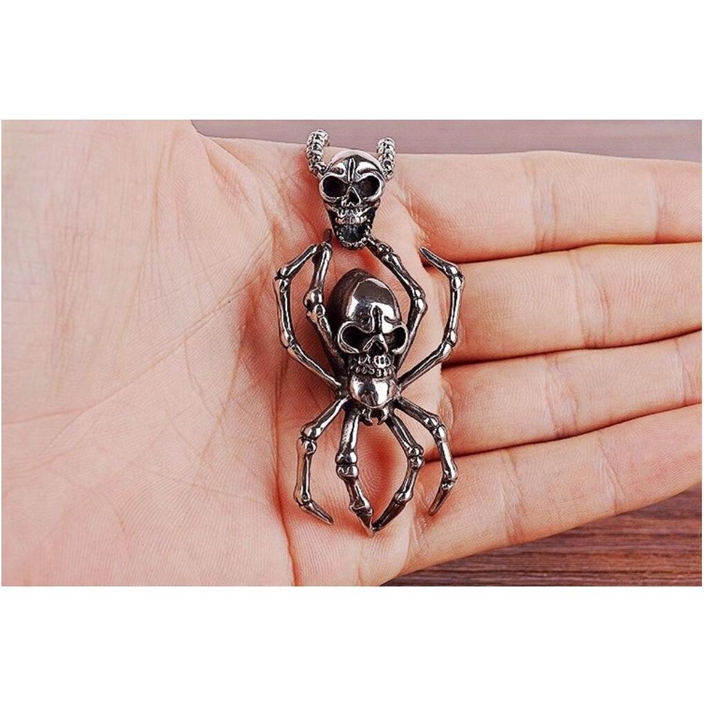 Retro Bergaya Kalung Tengkorak Ganda Punk Fashion Kalung Liontin Spider Berlebihan Untuk Pria Perhiasan Pesta