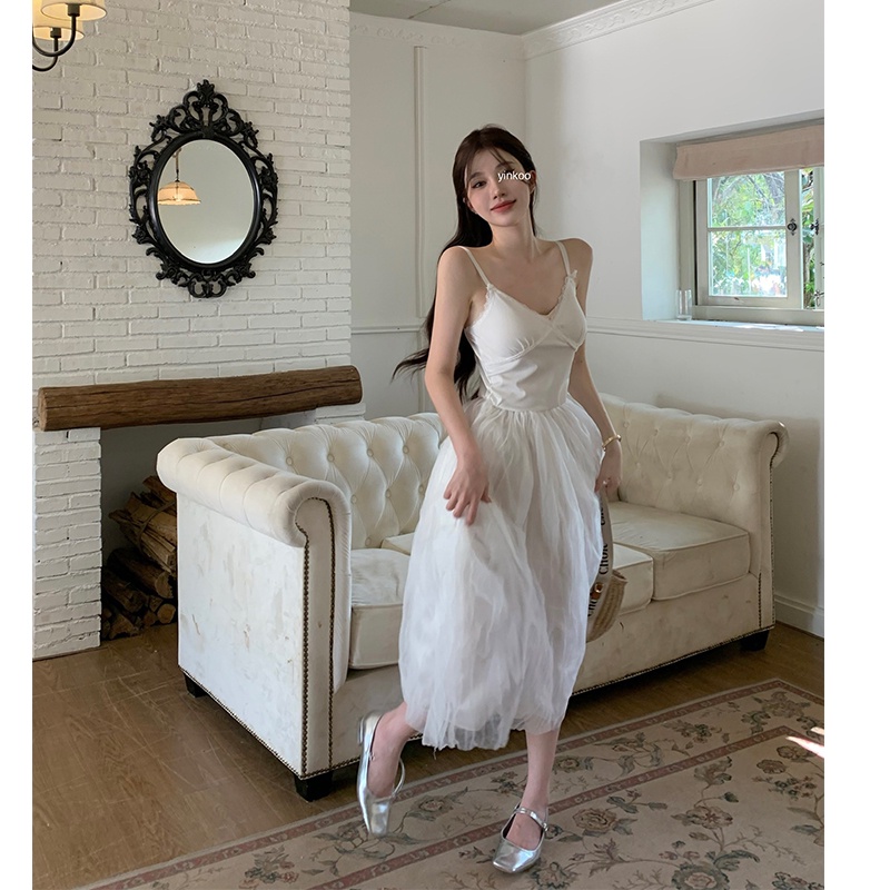 Red Gaun suspender putih Prancis musim panas rok peri splicing mesh berkualitas tinggi pinggang lembut rok berbulu a-line