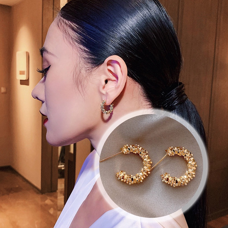 Retro Logam C-Shaped Setengah Lingkaran Anting Untuk Wanita Baru Fashion Perhiasan Pesta Mewah Aksesoris