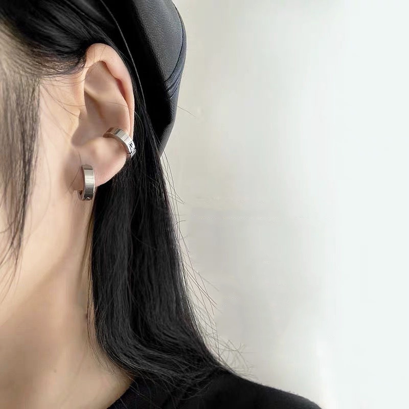 Magic789 1 Pc Keren Perak Hitam Stainless Steel Hoop Earrings Untuk Pria Wanita Punk Cuff Earring Kepribadian Telinga Aksesoris Harian