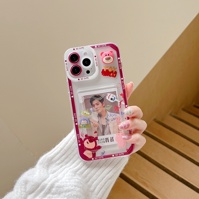 IPHONE Casing Pelindung Desain Lengan Kartu Beruang Kartun strawberry Untuk Iphone14 13 12 Pro Max11 X XR XS Max7 8 Plus