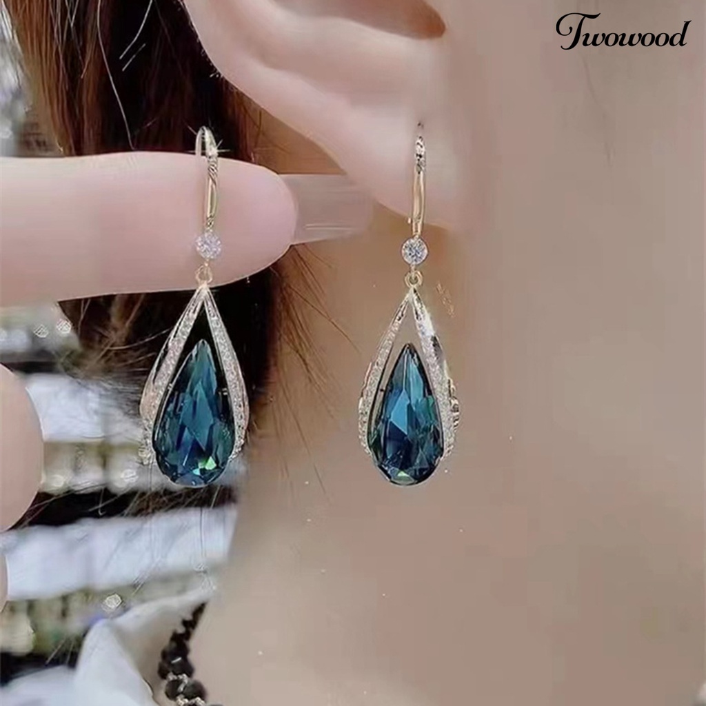 Twowood 1pasang Anting Kait Kelas Tinggi Temperamen Elegan Berlian Imitasi Hadiah Imitasi Ungu Kristal Tetesan Air Menjuntai Anting-Anting Perhiasan Fashion