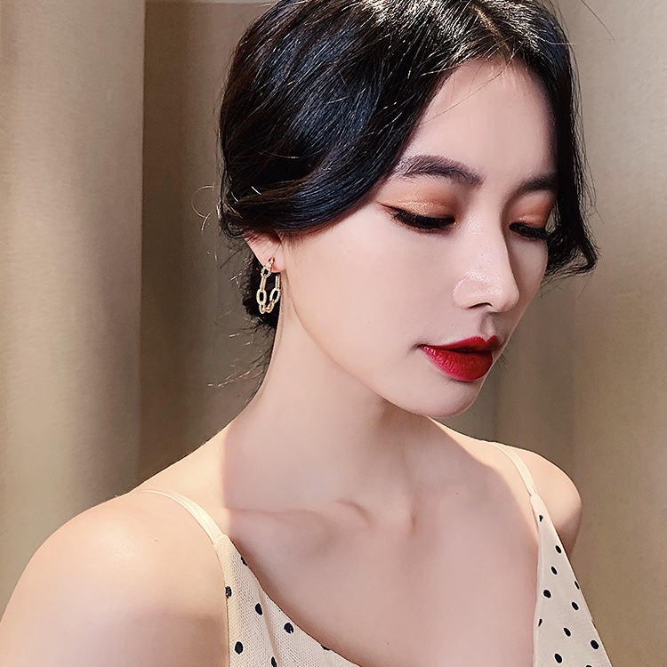 S925 Jarum Perak Korea Lingkaran Emas Influencer Berkelas Sederhana Retro Hong Kong Gaya Unik Berlebihan Anting Besar