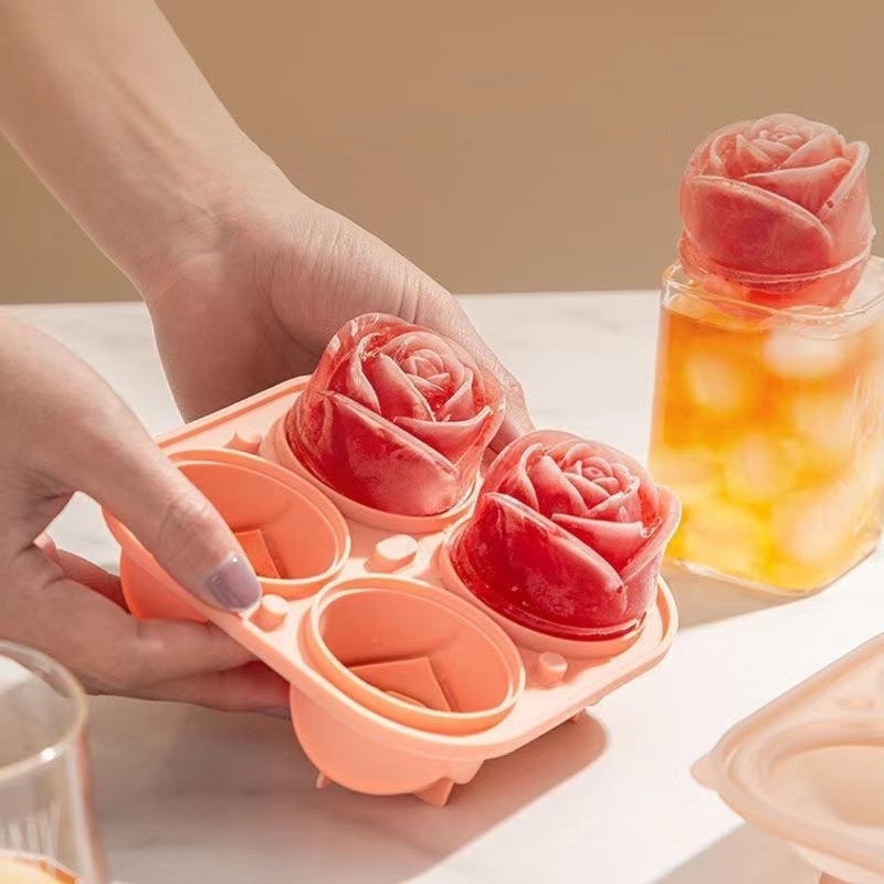 Aksesori Dapur Reusable Food Grade Silicone Mold 4rongga Buah Yoghurt Whisky Ice Mold Alat Pembuat Es Krim Ice Cream Besar Untuk Es Batu Dengan Tutup Bentuk Bunga Mawar Ice Ball Tray