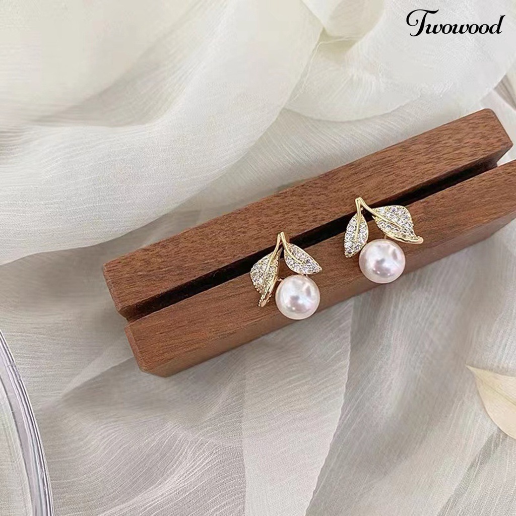 Twowood 1pasang Ear Studs Dainty Elegan Bling Berlian Imitasi Golden High Gloss Faux Pearl Leaves Women Earrings Perhiasan Aksesoris