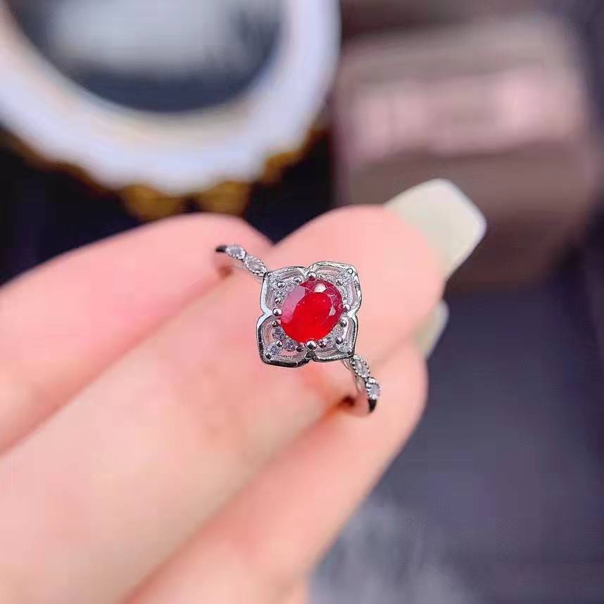 Goldkingdom Fashion Perhiasan Aksesoris Ready Stock Simulasi Pigeon Ruby Suit Es Bunga Warna Hijau Harta Karun Kalung Anting Cahaya Terbuka Cincin