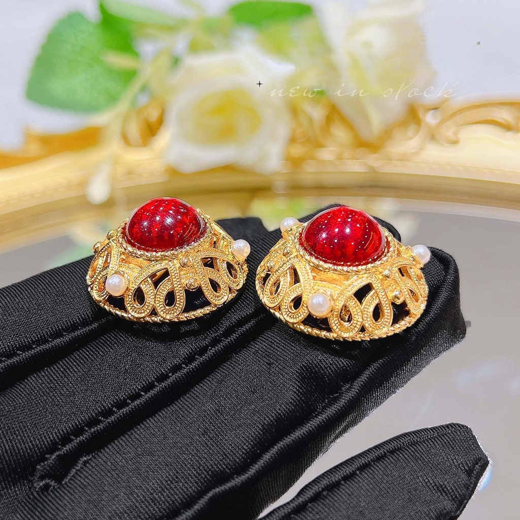 Goldkingdom Aksesoris Perhiasan Fashion Ready Stock Gaya Kuno Cina Emas Asli Kadar 375 Dilubangi Renda Merah Kaca Klip Telinga French Retro Glass Ear Stud Earrings