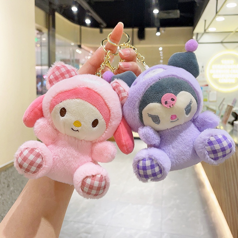 Kawaii Sanrio Mainan Mewah Gantungan Kunci Hello Kitty My Melody Cinnamoroll Pachacco Cute Bear Series Liontin Boneka Mainan Anak