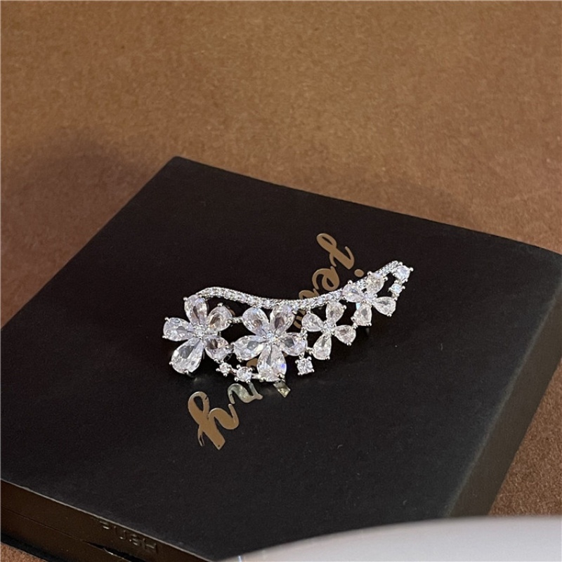 1pc Fashion Zirkon Bunga Anting Klip Anting Terintegrasi Kualitas Tinggi Anting Rohani