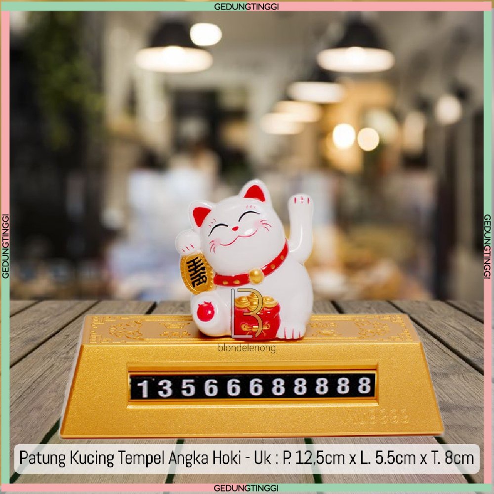 Patung Pajangan Hiasan Boneka Kucing Hoki Rejeki Rezeki Maneki Neko Maneko Neki Lucky Fortune Cat Keberuntungan Mainan Munchkin Keramik Mobil Meja Cina China Jepang Baterai Solar Tangan Goyang Gerak Bergerak Berotot Muscle Jumbo Besar Mini Lucu Imut Murah