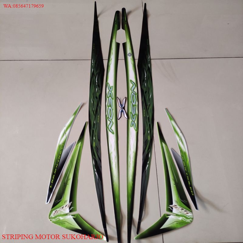 (ORI) striping sticker lis body yamaha xeon karbu lama 125 2009 2010 hitam hijau KUALITAS ORIGINAL T