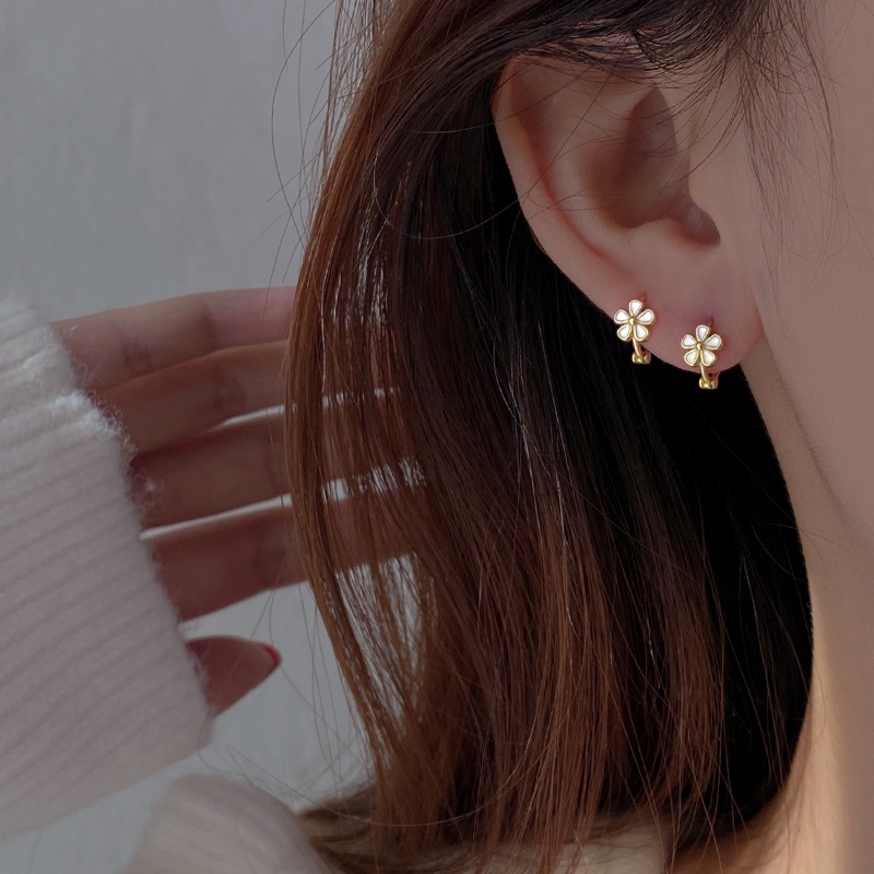 Anting Bunga Perak925 Anting Sederhana Anting Gaya Korea Klip Telinga Anting Gadis Manis Kecil