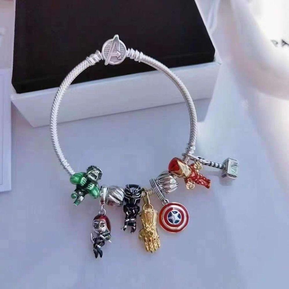 Needway   Pria The Avengers Gelang Kepribadian Keren Trendi Hadiah Ulang Tahun Niche Desain Hulk Pendent Iron Man Pendent Tangan Tali