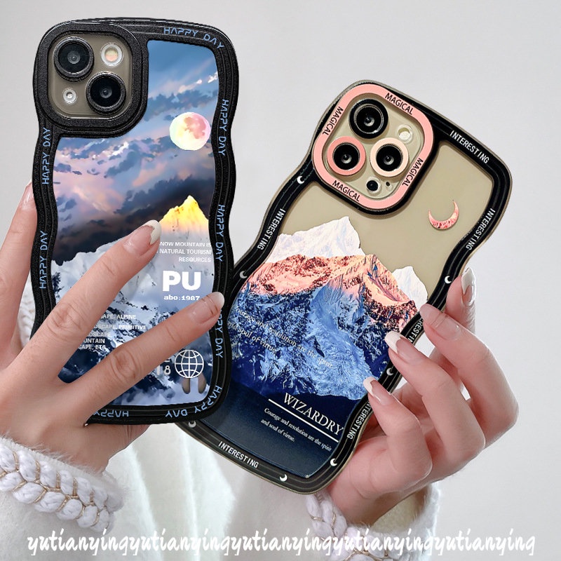 IPHONE Fantasy Sun Snow Mountain Case Kompatibel Untuk Iphone11Xr 12 13 14 Pro Max X XS Max 7 8 6 6s 14 Plus SE 2020 Wavy Edge Soft Tpu Phone Cover