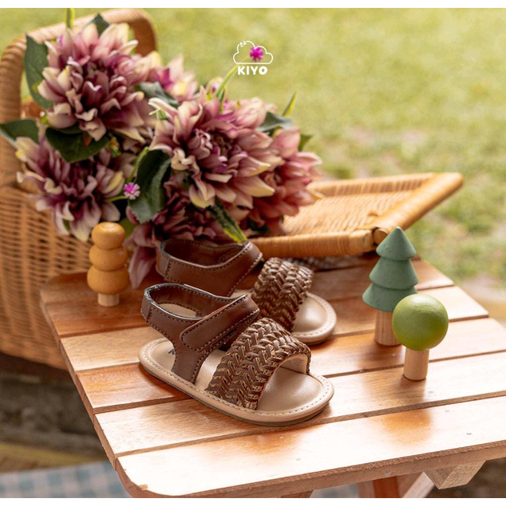 KIYO SEPATU YUKI / SANDAL BAYI DAN ANAK PEREMPUAN