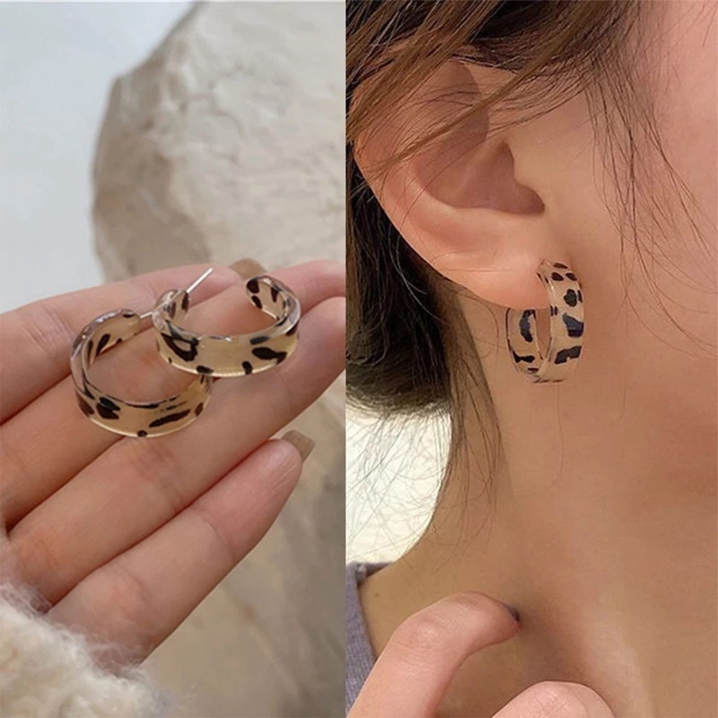 Women Retro Trend Stud Earrings Women Trend Twist Anting Hoop Akrilik