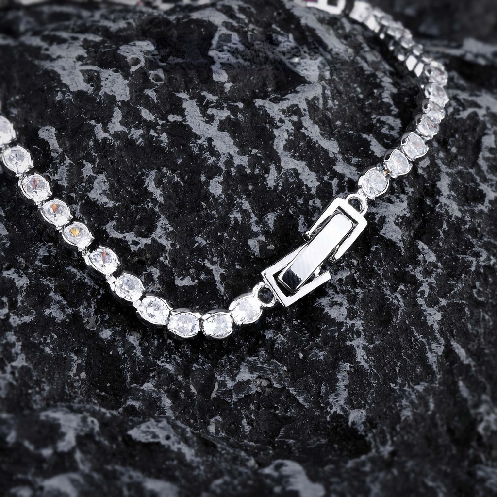 Goldkingdom Fashion Perhiasan Aksesoris Ready Stock Ledakan Hidup Imitasi Alami Ruby Gelang Gelang Gesper Micro-studded Pigeon Blood Warna Merah Harta Karun Gelang Perempuan.