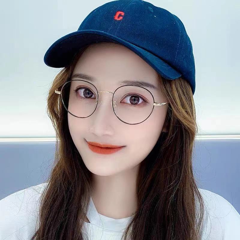 Kacamata Gradasi Mata Anti Radiasi Untuk Wanita Pria Bulat Anti Blue Light UV400 Kaca Mata Aesthetic Rabun Unisex Kaca Adaptif Matahari