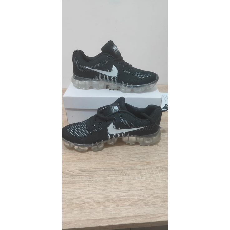 (LC)Promo Special Sepatu wani SPort Murah Size 40 HItam dan ungu kualitas bagus