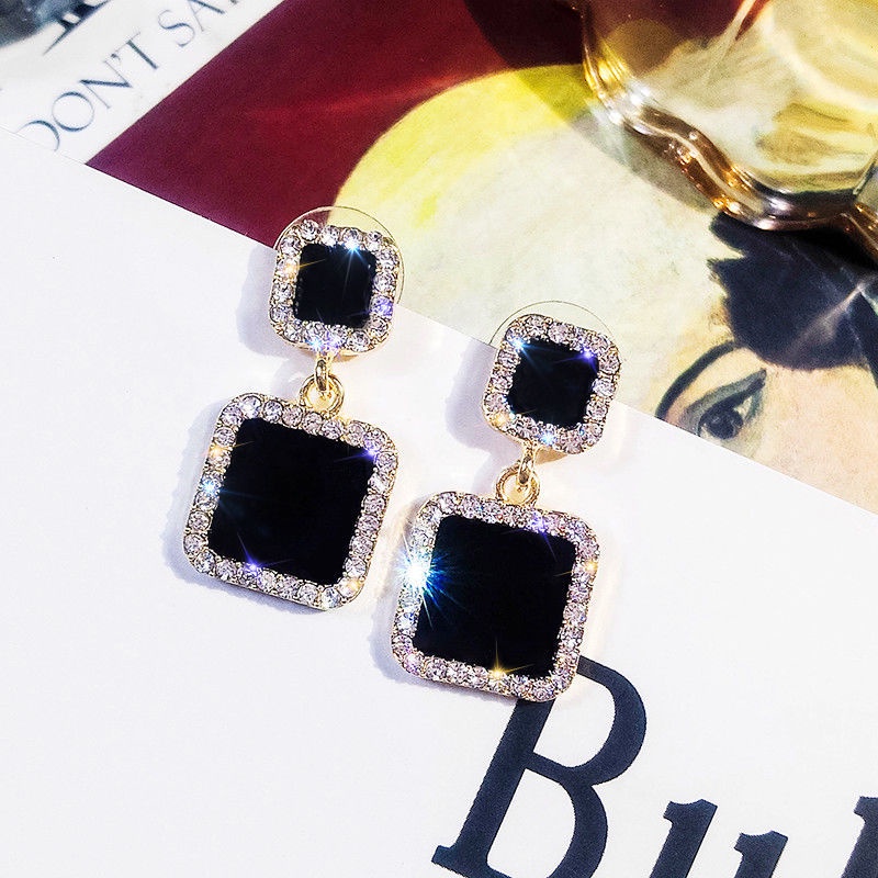 Atmosfer Anting Hitam Temperamen Perempuan Korea Sederhana Anting Bergerak Berlian Sterling Silver Earrings