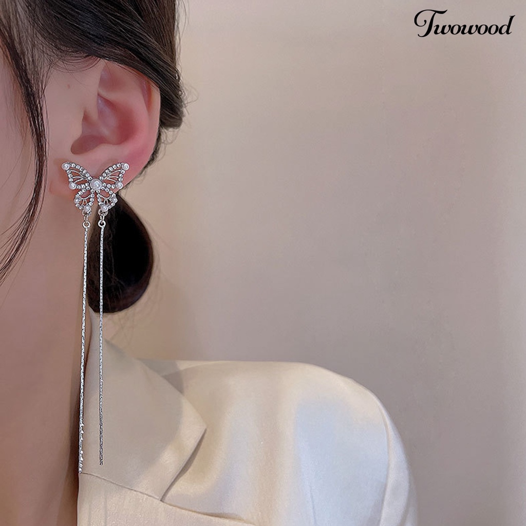 Twowood 1pasang Drop Earrings Geometris Berlebihan Temperamen Hias Mengkilap Berdandan Elegan Klasik Berlian Imitasi Kupu-Kupu Rumbai Anting Perhiasan Fashion