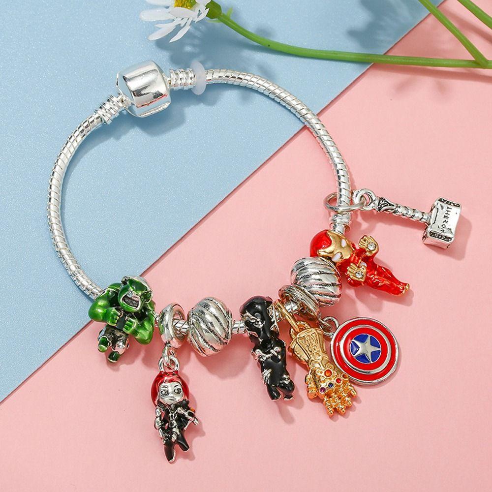 Needway   Pria The Avengers Gelang Kepribadian Keren Trendi Hadiah Ulang Tahun Niche Desain Hulk Pendent Iron Man Pendent Tangan Tali