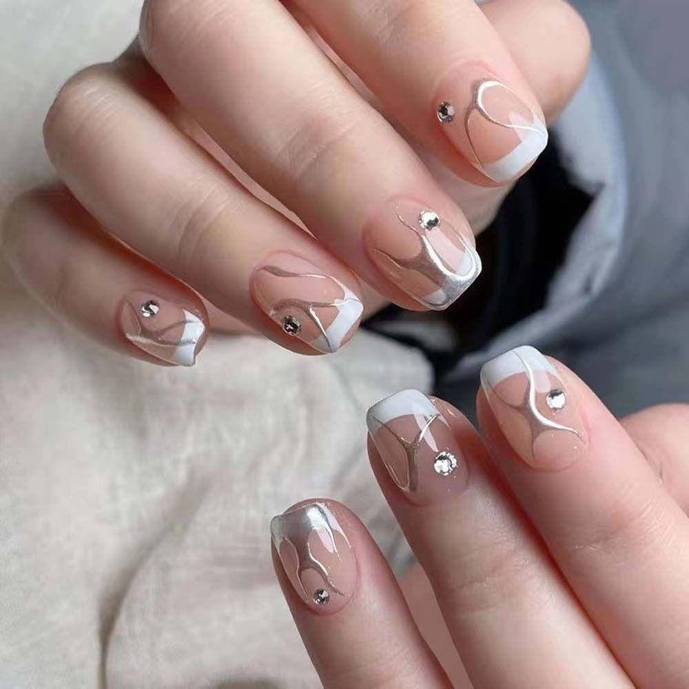 Needway Flame Stiker Kuku Wanita Keren Perak Api Pedas Gadis Self Adhesive Nail Dekorasi