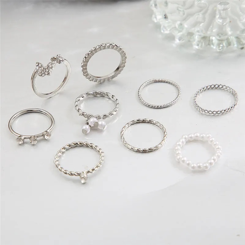 Cincin Mutiara Dan Berlian Antik Elegan Ins Perhiasan Fashion Minimalis 9buah Fashion Berongga Kupu-Kupu Cincin Set