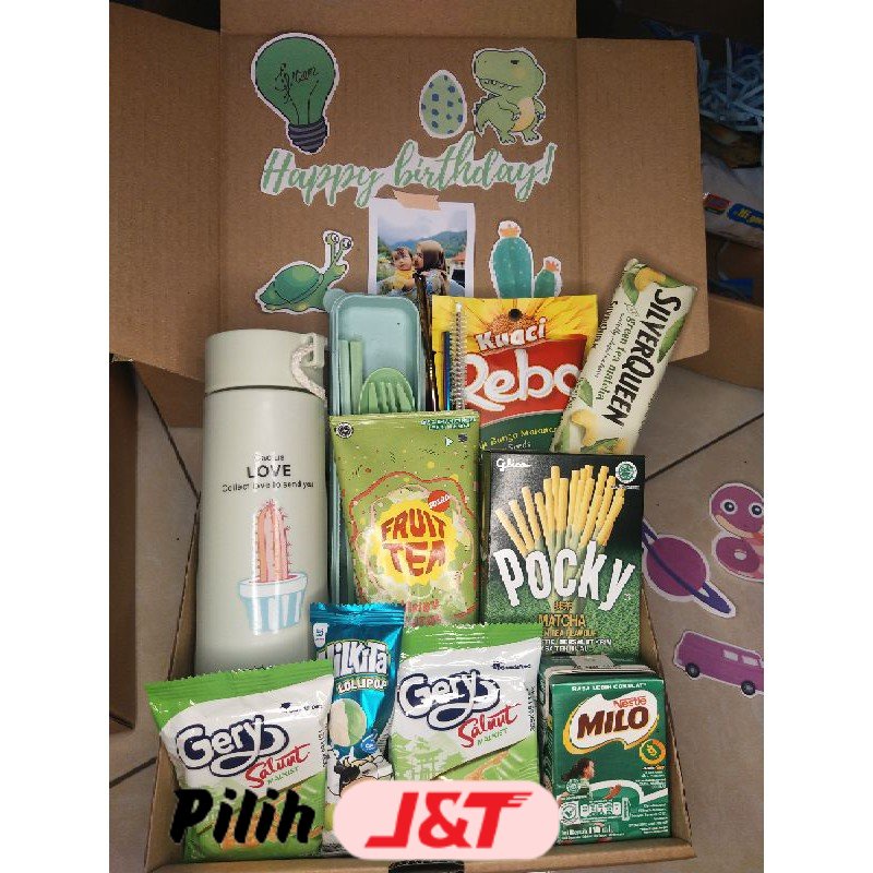 

(KIRIM HARI INI) hampers box snack box gift box bok wisuda ulang tahun natal lebaran tunangan murah