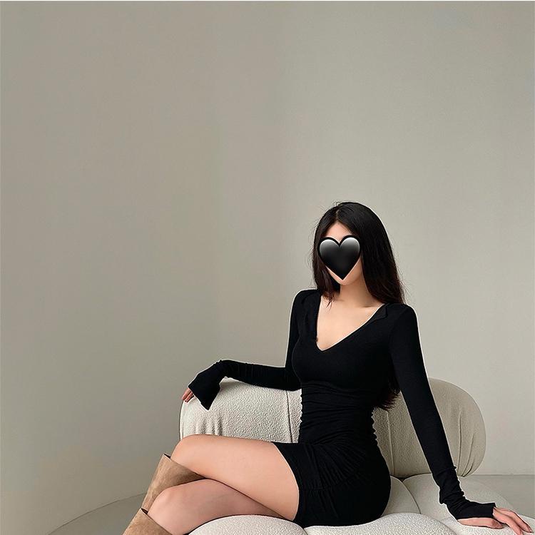 Red Gaya keinginan murni V-neck ketat lipit lengan panjang dress bottoming untuk musim gugur baru trendi hip dress