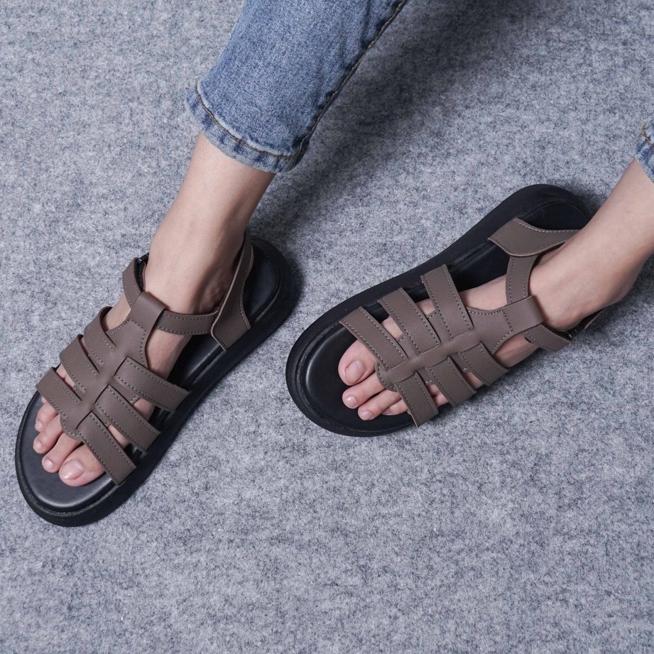 SARASARA YUK - TIFFANY Sepatu Sandal Wanita Silang Size 36 - 40 Sendal Wedges Model dua Tali Strap Belakang Hak Tinggi Sole 3 4 5 cm Bellezza Sara Cewek 37 38 39 40 Warna Brown Coklat Bellezza Kekinian Premium Terbaru Shoes Ori Original Mall Official Stor