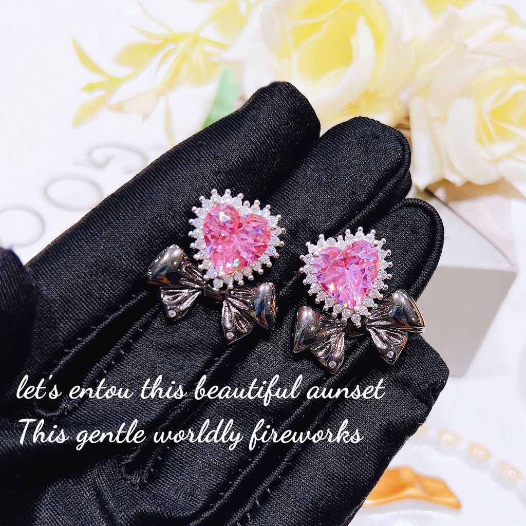 Goldkingdom Aksesoris Perhiasan Fashion Ready Stock Niche Desain: Gelap Romantis Sailor Moon Pink Love Heart Black Bow Stud Earrings Super Peri Pink Berlian Bentuk Hati