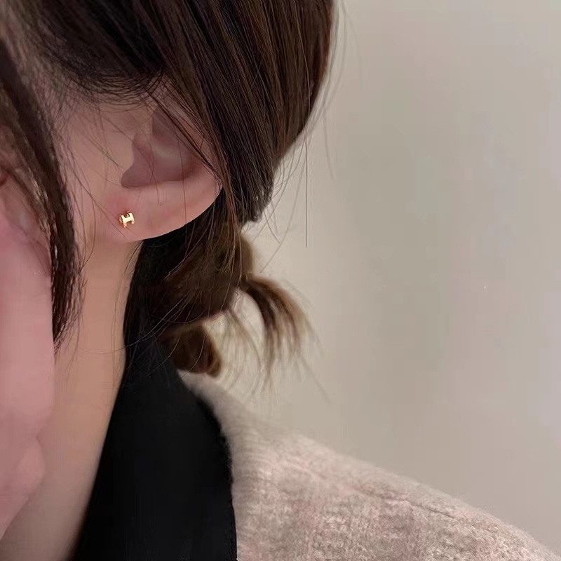 Magic789 Sederhana S925 Perak Berongga Huruf H Stud Anting-Anting Untuk Wanita Perempuan Trendi Kecil Geometris Anting-Anting Anti Alergi Telinga Perhiasan