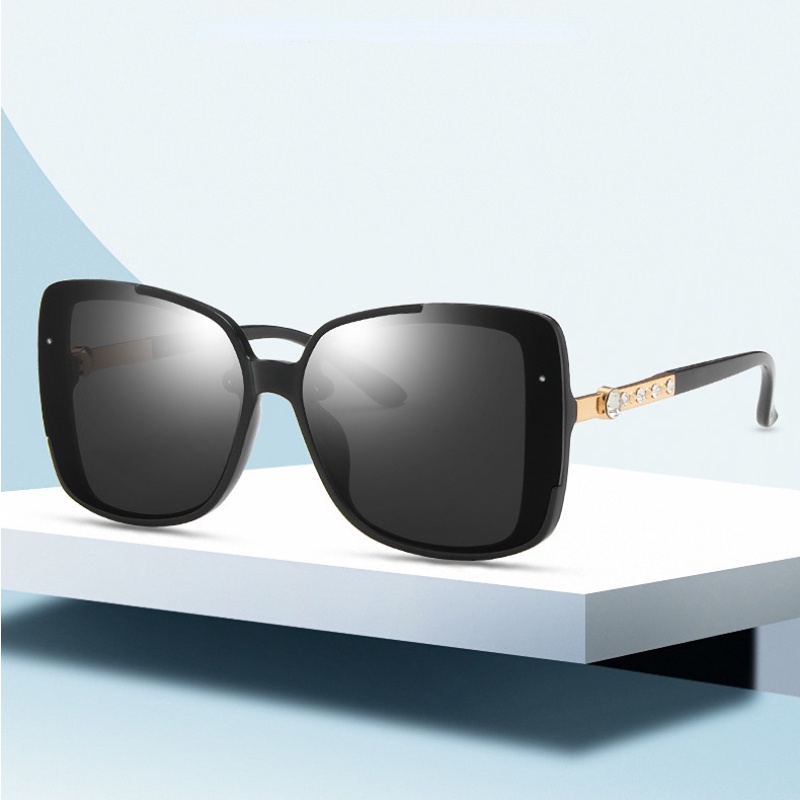 (YUZHU) Oversized Square Frame Diamond Temple Sunglasses Women Western Fashion Metal Temple Sunglasses