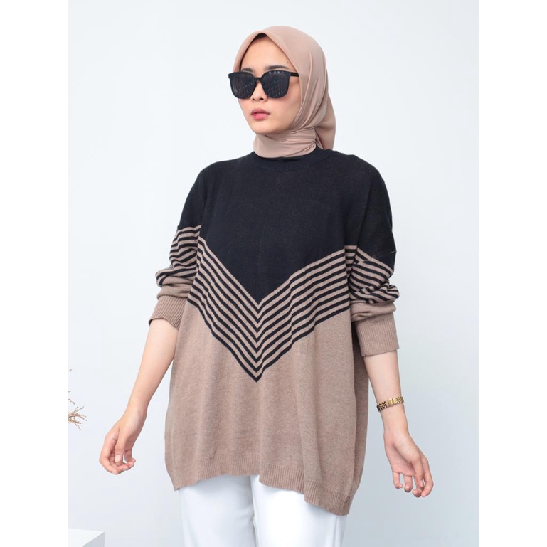 Blouse Rajut Qino - 2301.01.008