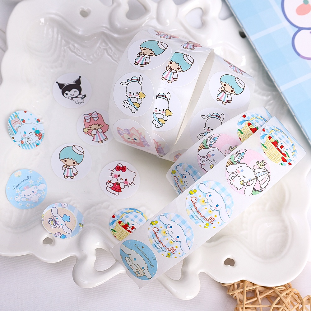 500pcs/roll Sanrio Bulat Stiker Tape Cinnamoroll Pochacco Kuromi Label Lucu Kartun Anak Hadiah Stiker Scrapbook Amplop Hadir Dekorasi