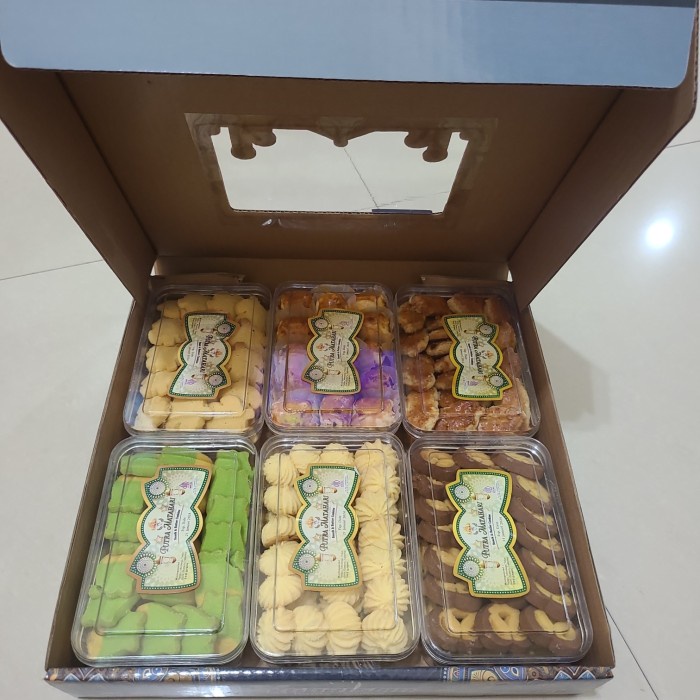 

Terlaris ✨ -Bingkisan Lebaran - Paket Kue Kering Idul Fitri - Putra Matahari - PP- 2.2.23