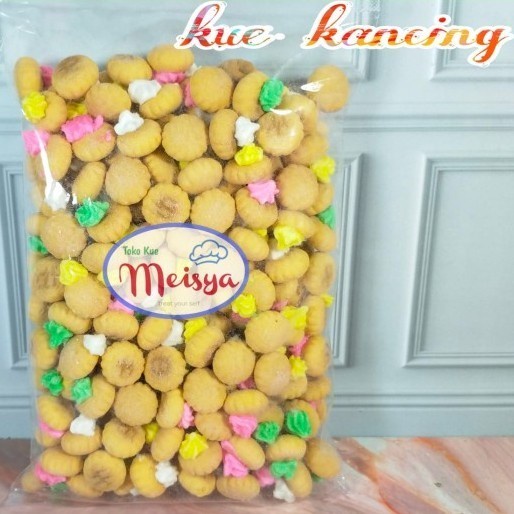 

Terlaris ✨ -BISKUIT GEMROSE 500GR / SNACK JADUL / KUE MONAS KILOAN TERLARIS - 500 GRAM- 2.2.23