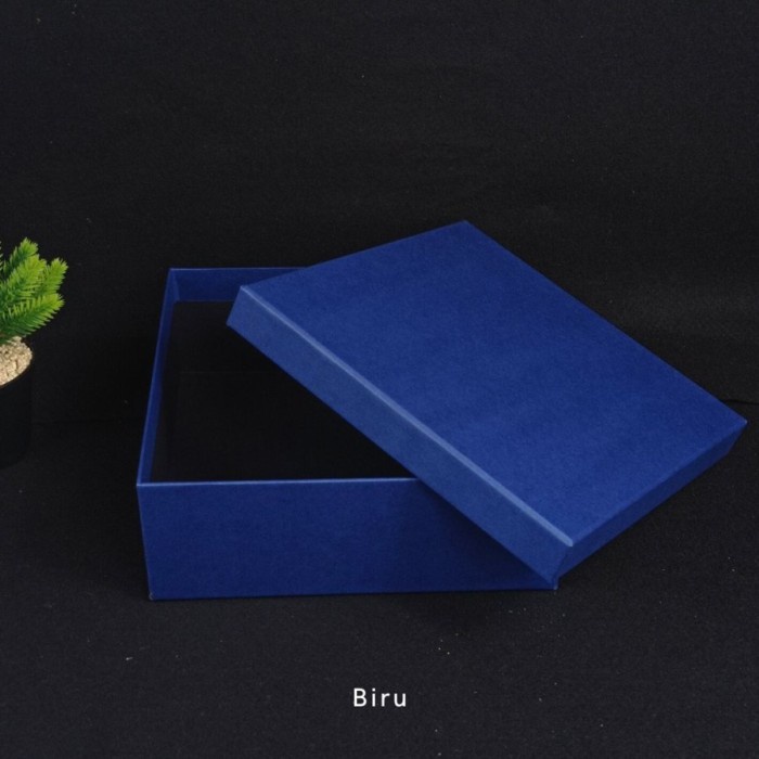 

⭐BISA COD⭐ BOX HAMPER - HARDBOX - KOTAK KADO - ukuran 22 cm x 22 cm x 8 cm - Biru