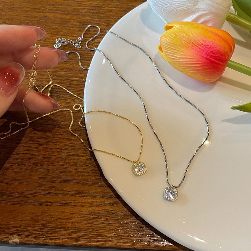 Papaozhu Mewah s925 Perak Bersinar Kristal Persegi Liontin Kalung Untuk Wanita Perempuan Halus Berkilau Zirkon Geometris Kalung Temperamen Leher Perhiasan