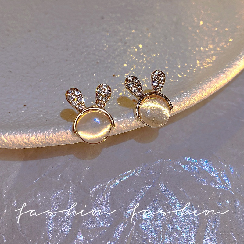 Korean Fashion Opal Diamond Rabbit Stud Earrings for Women