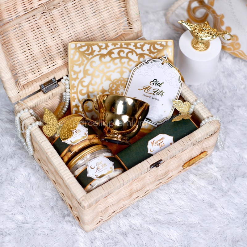 

Sharjah Hampers Set / PARCEL RAMADHAN / HAMPERS LEBARAN 2023 / HAMPERS IDUL FITRI 2023 / HAMPERS UNIK / HAMPERS MURAH