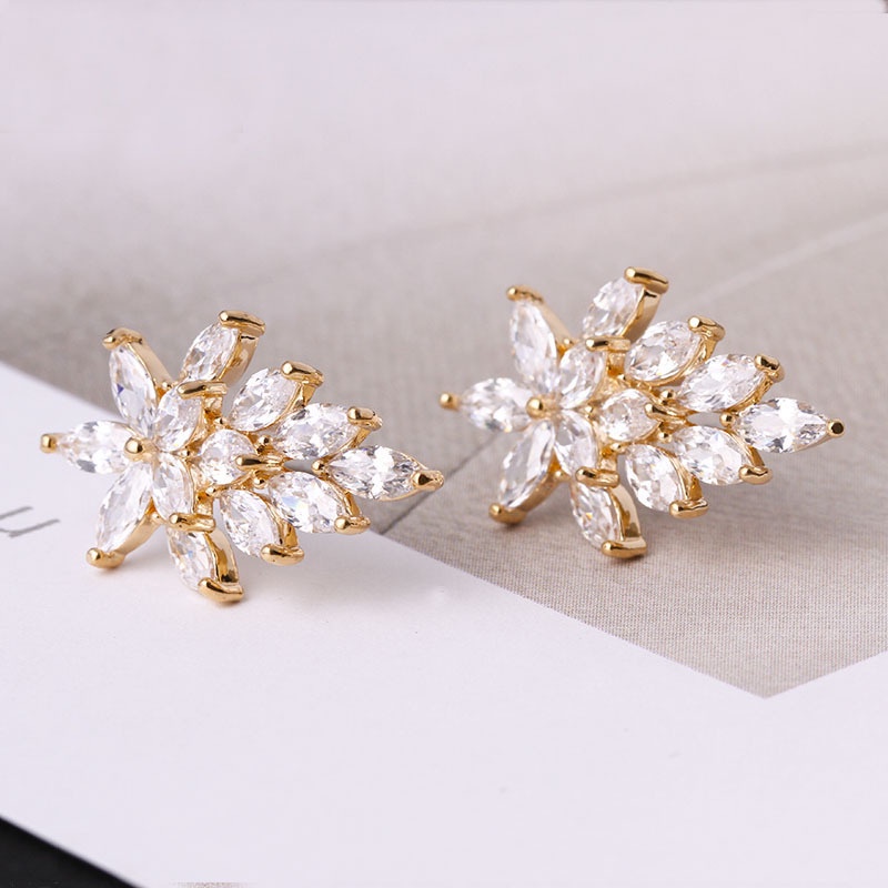 Goldkingdom Fashion Perhiasan Aksesoris Ready Stock Baru Super Berkilau Zirkon Berlian Briliant Kristal Anting Pejantan Eropa Dan Amerika Kreatif Daun Anting-Anting Wanita