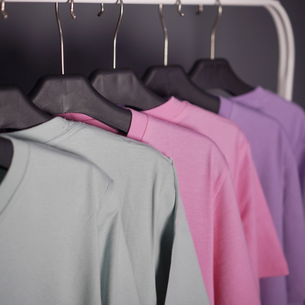 Skrien - Kaos Polos Lengan Pendek  Cotton 24s Combed Full Katun Unisex