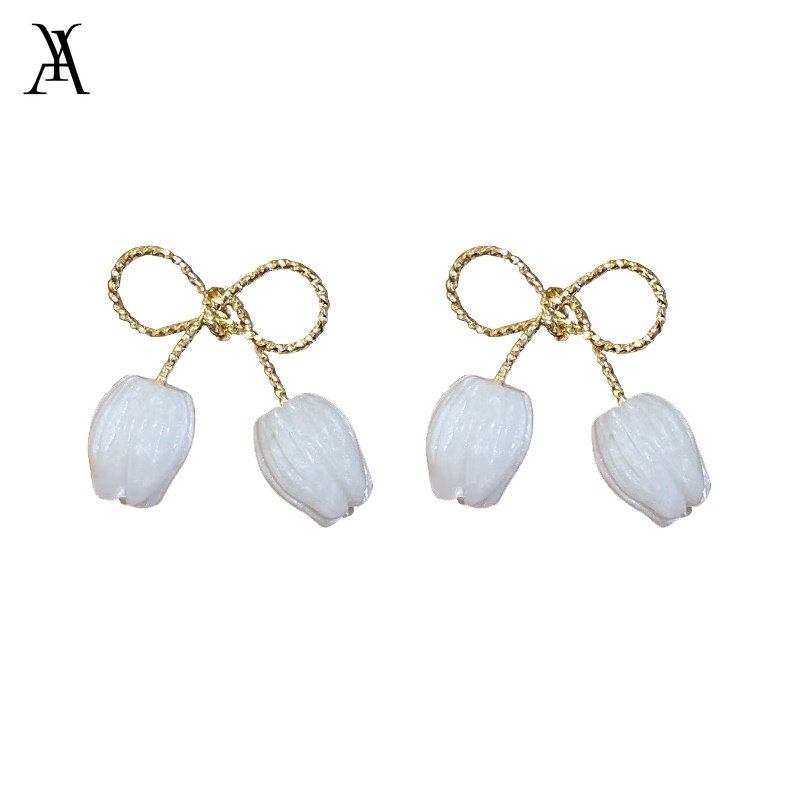 AY(CN) Anting Stud Bentuk Tulip Warna Putih Gaya Korea Untuk Wanita